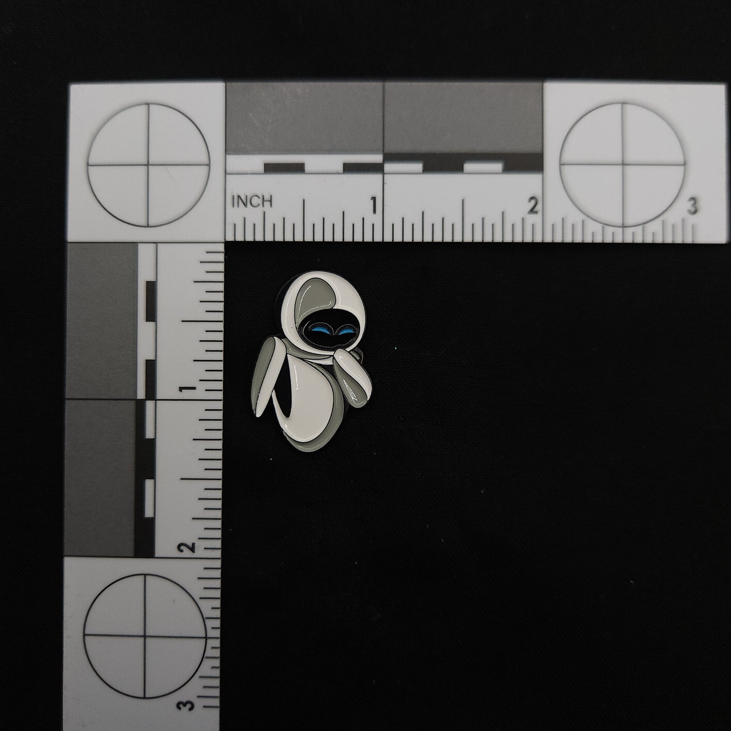 WALL-E EVE Pin