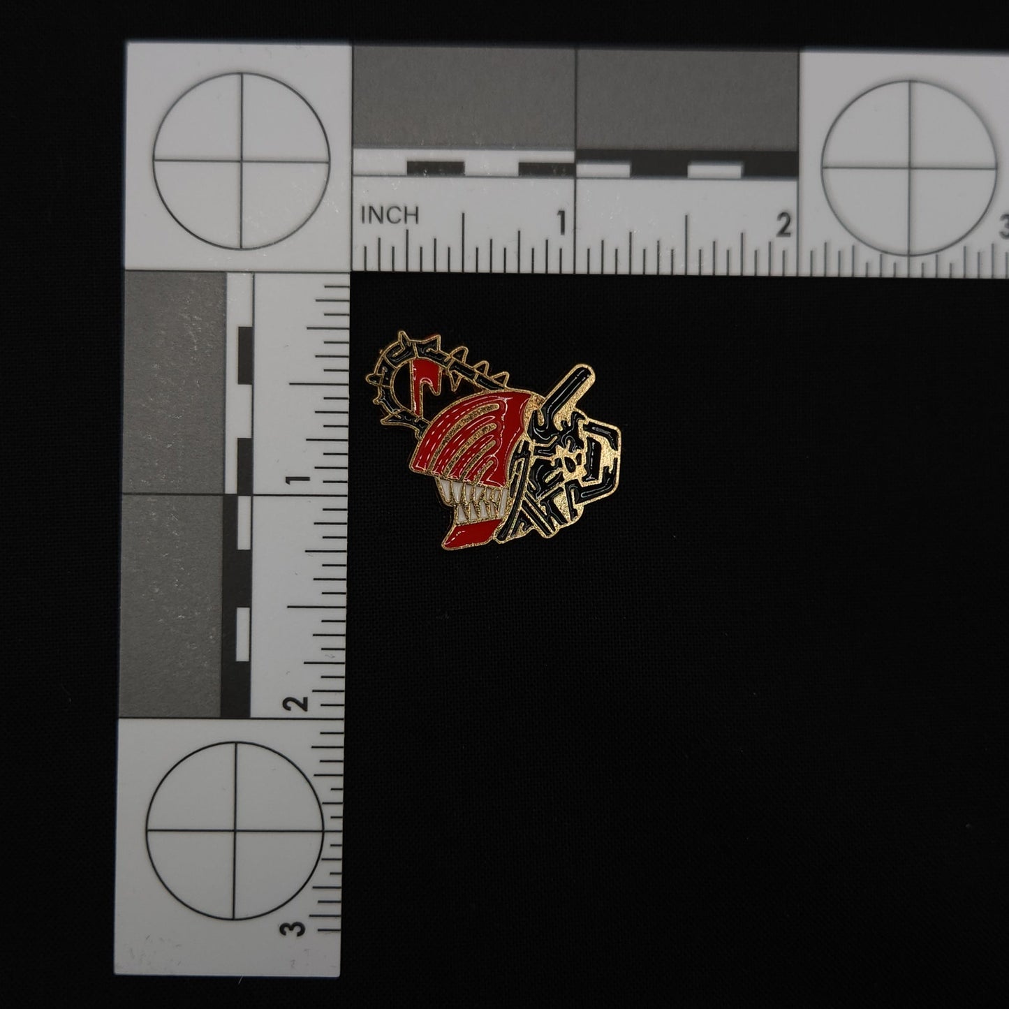 Chainsaw Man Chainsaw Mini Pin