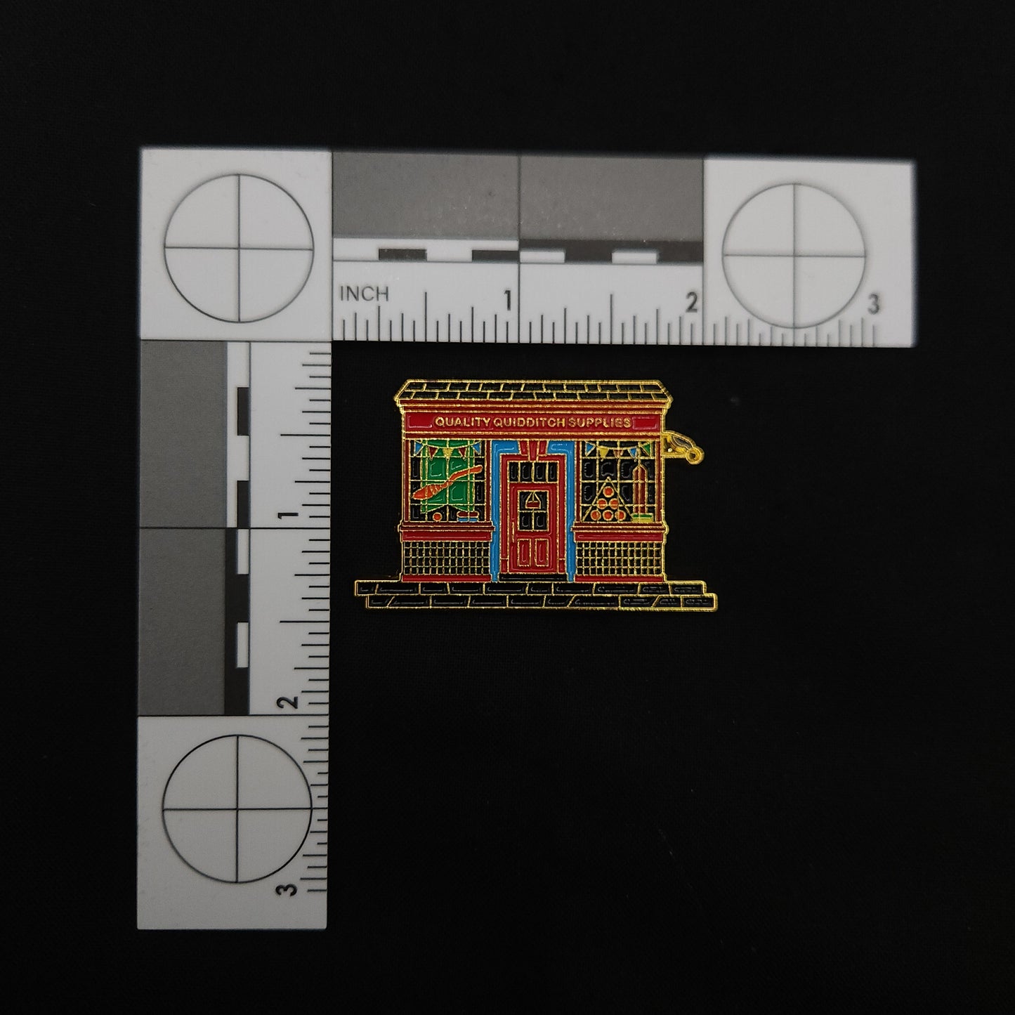 Harry Potter Quiditch Shop Pin