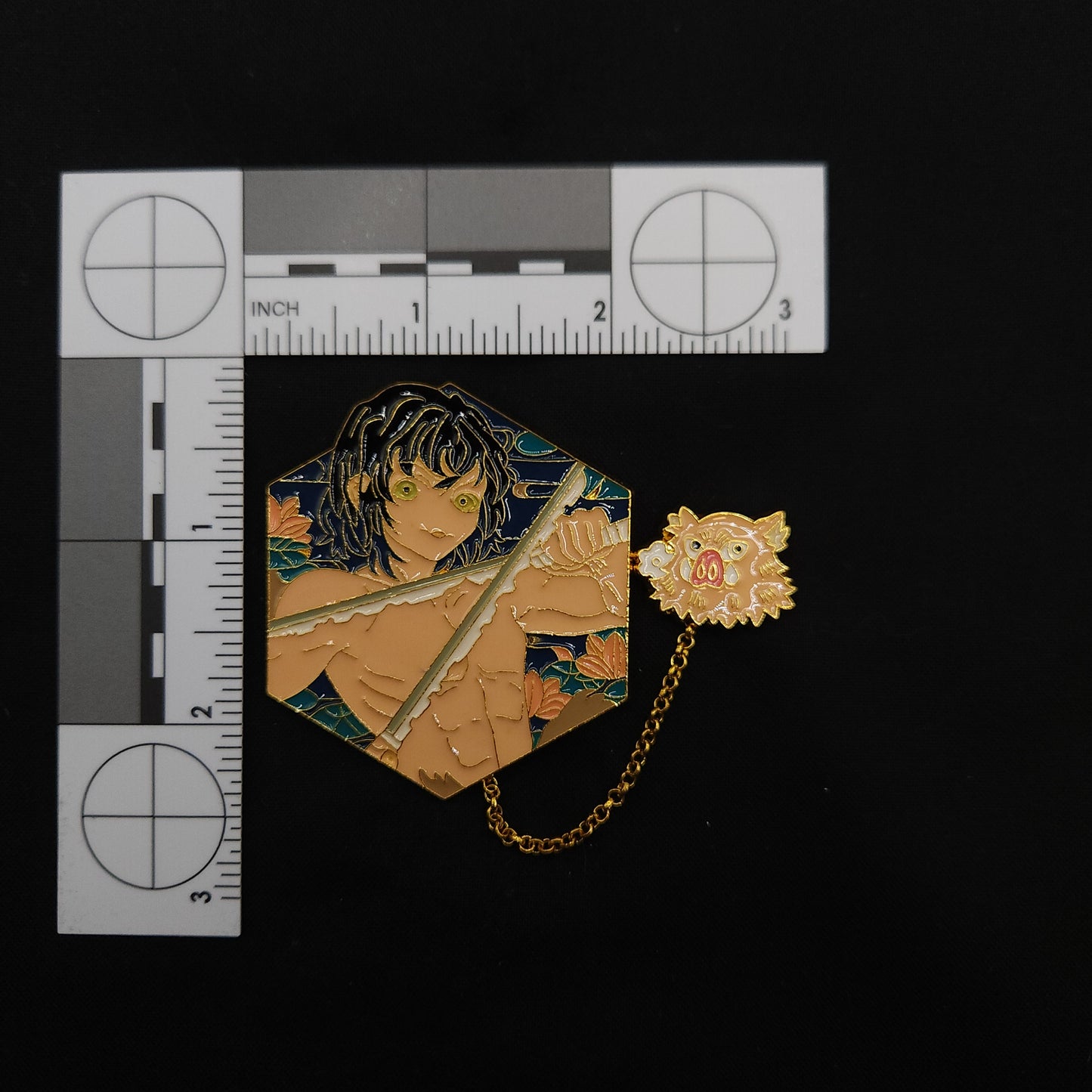 Demon Slayer Inosuke W/ Chain Pin