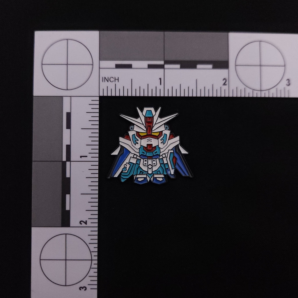Mobile Suit Gundam Freedom Suit Mini Pin