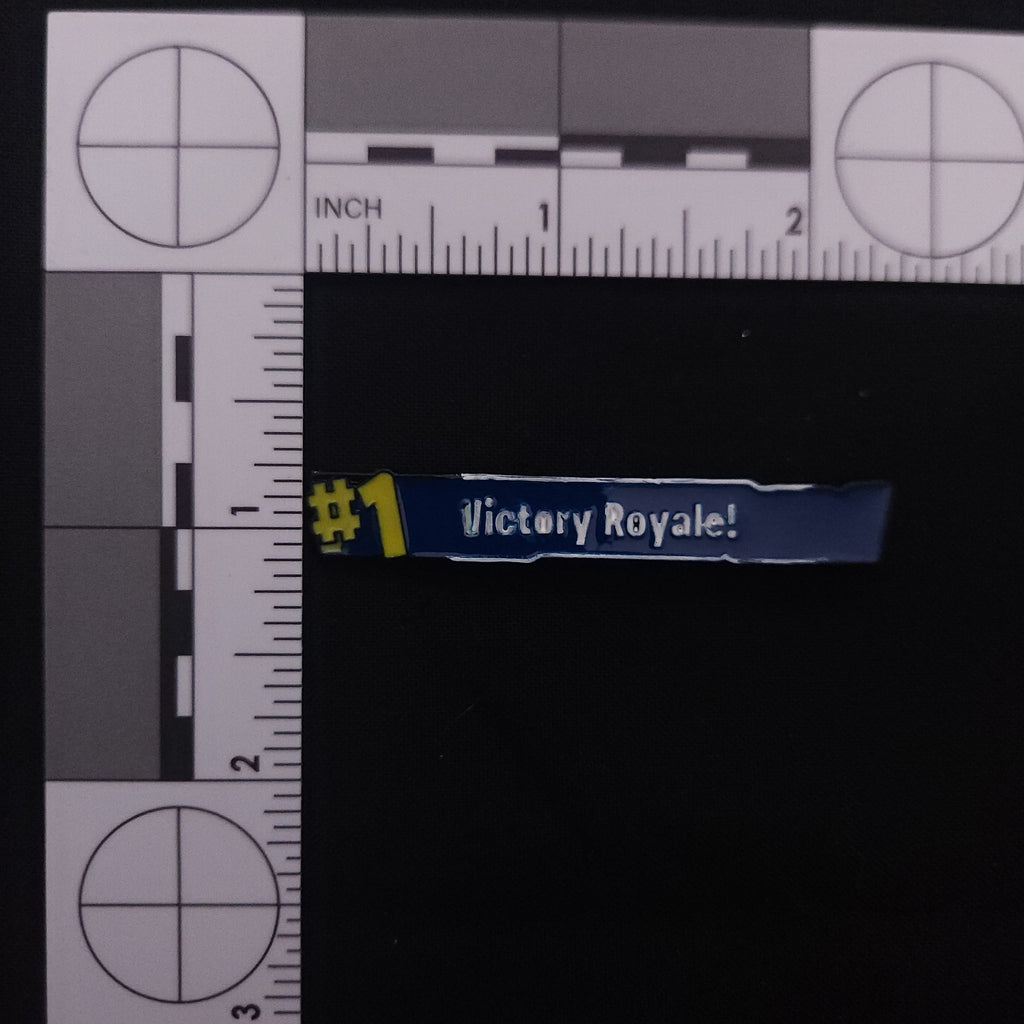 Fortnite Victory Royale Pin