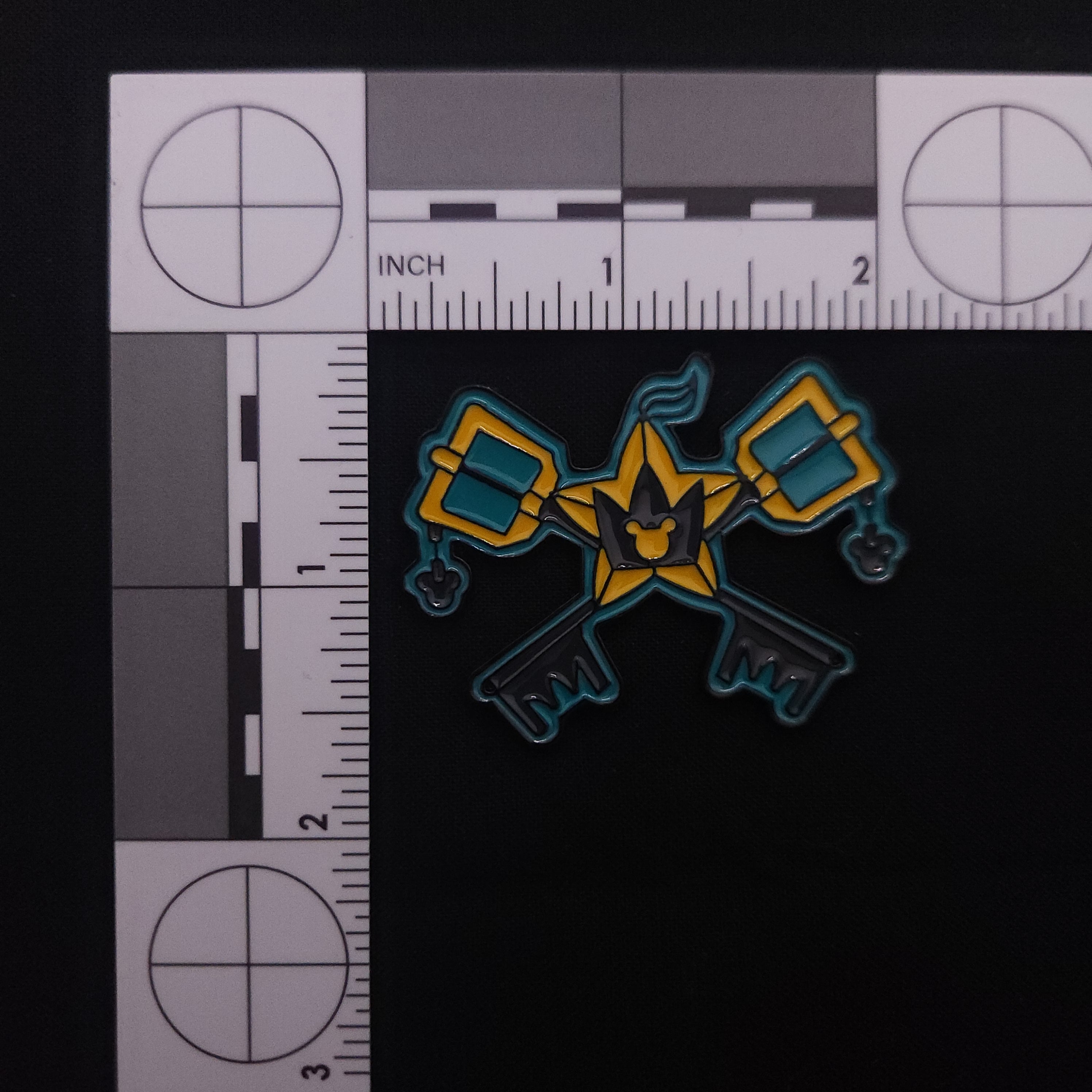 Kingdom Hearts Keyblades Pin