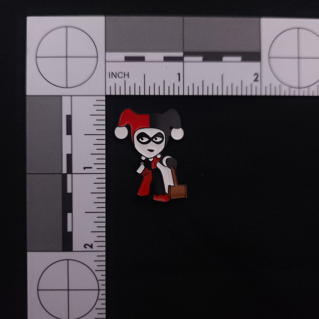 DC Comics Cute Harley Quinn Pin