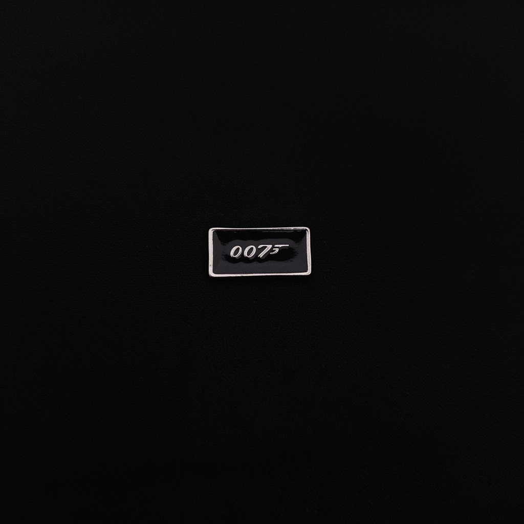 007 Pin