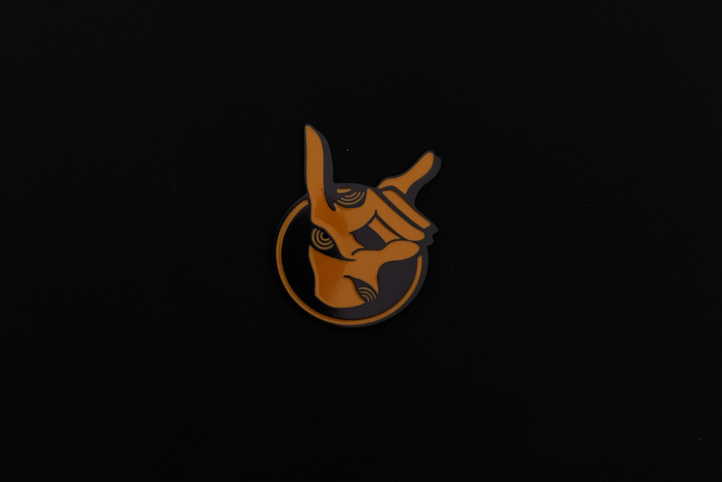 Chainsaw Man Fox Demon Sign Pin