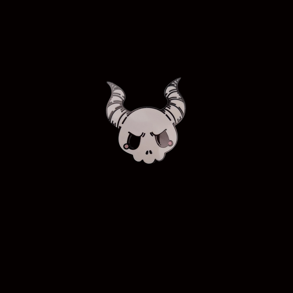 Horned Skull Pin