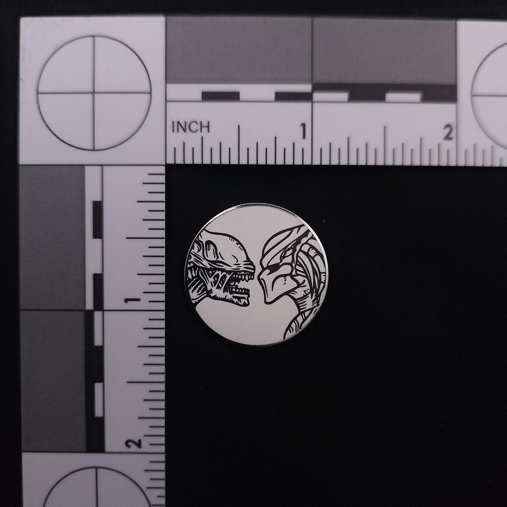 Aliens Vs Predator Pin