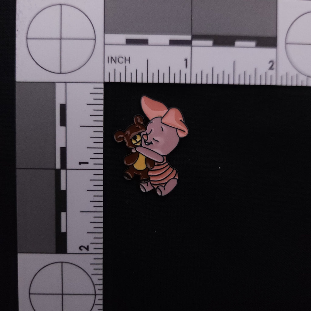 Winnie the Pooh Piglet Pin