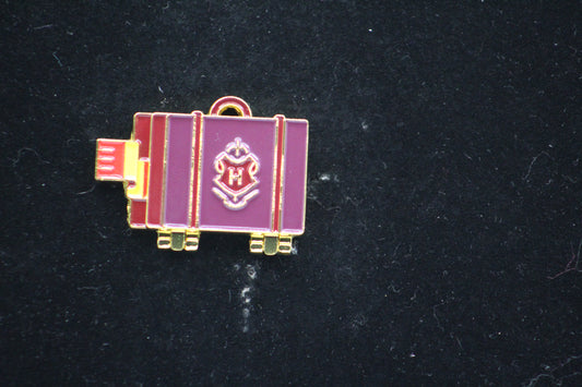 Harry Potter Hogwarts Trunk Pin