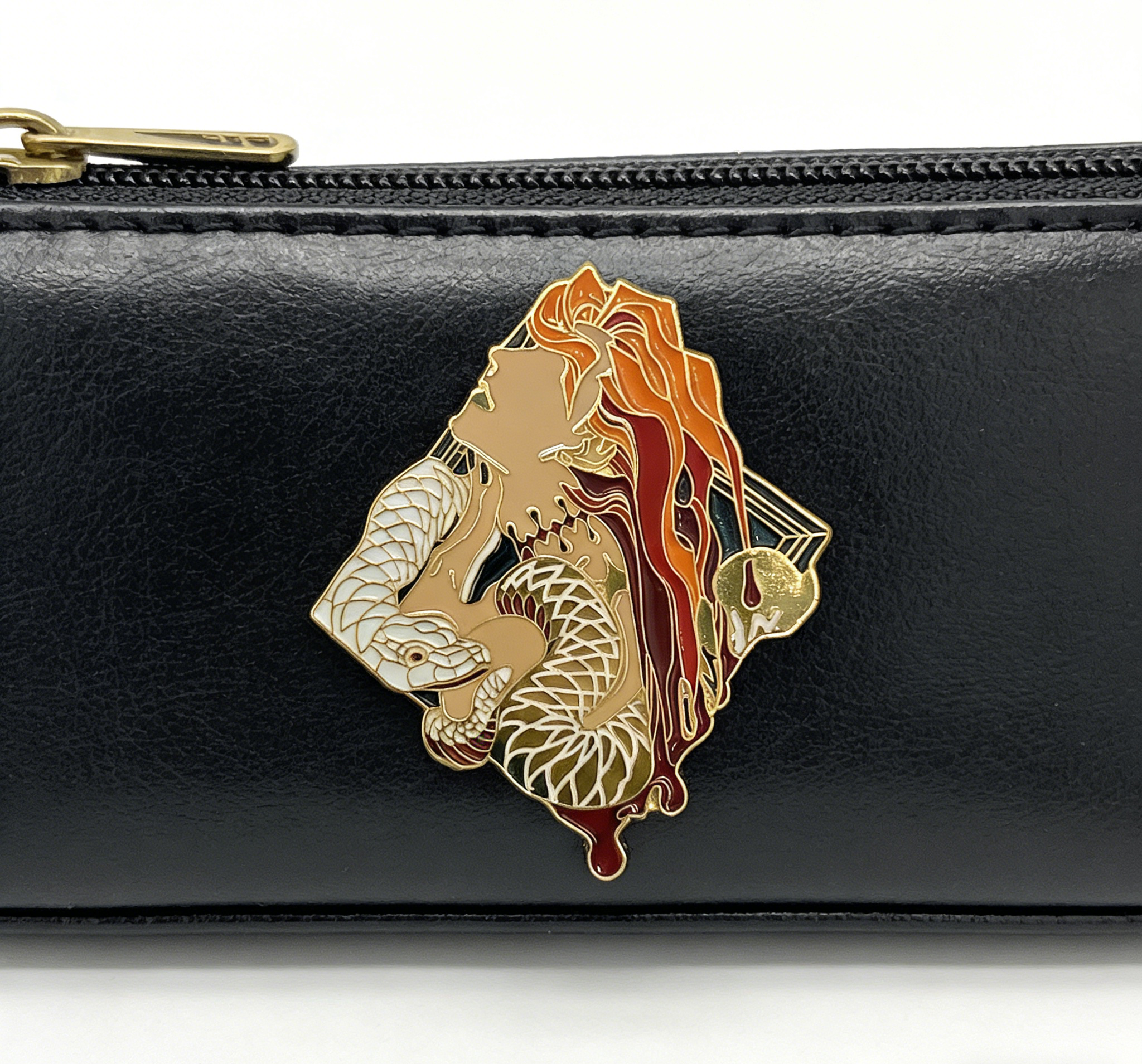 Jojo's Bizarre Adventure Jolyne With Snake Pin