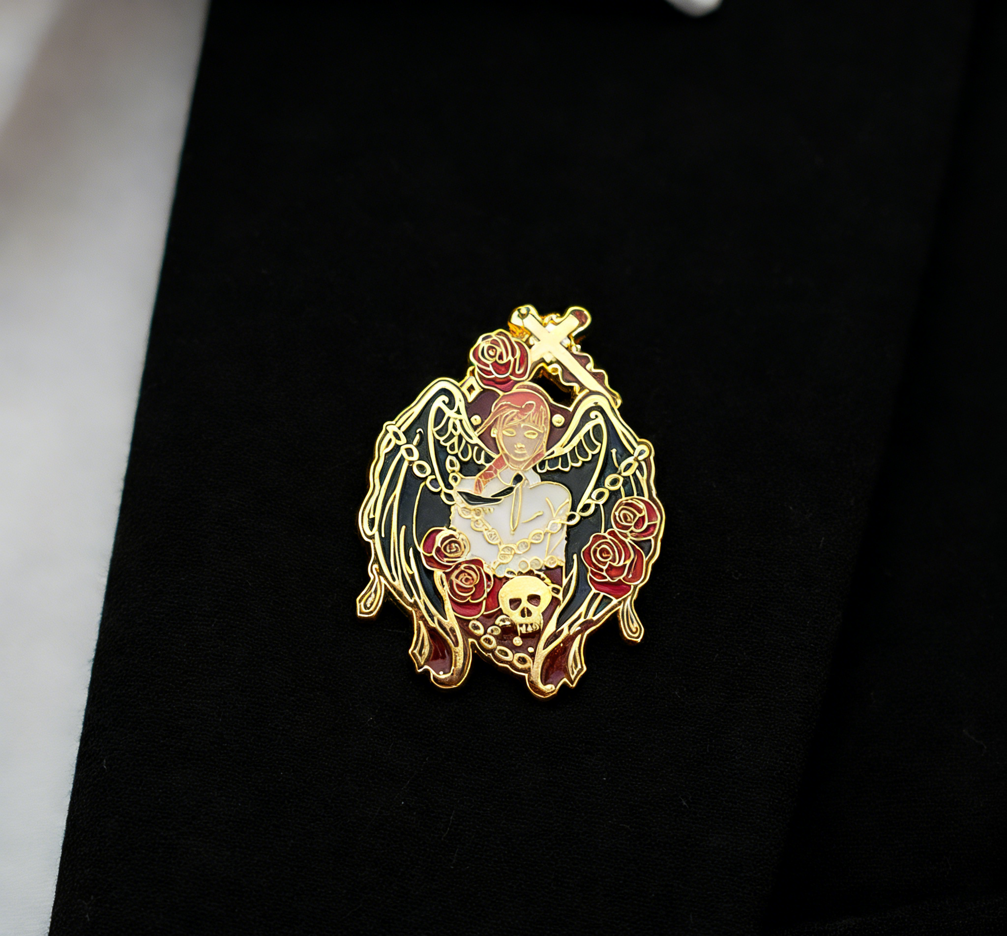 Chainsaw Man Makima Black Angel Pin