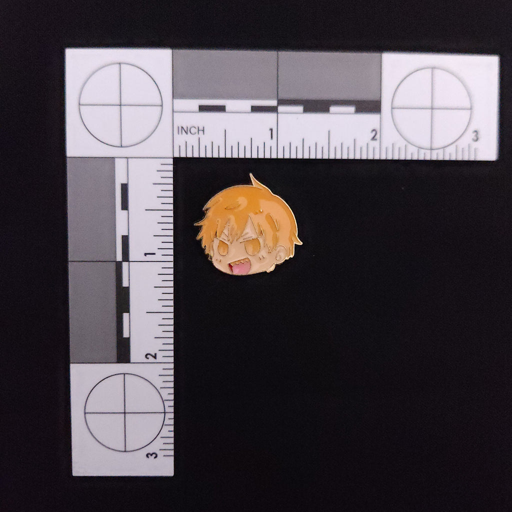 Chainsaw Man Faces Pins
