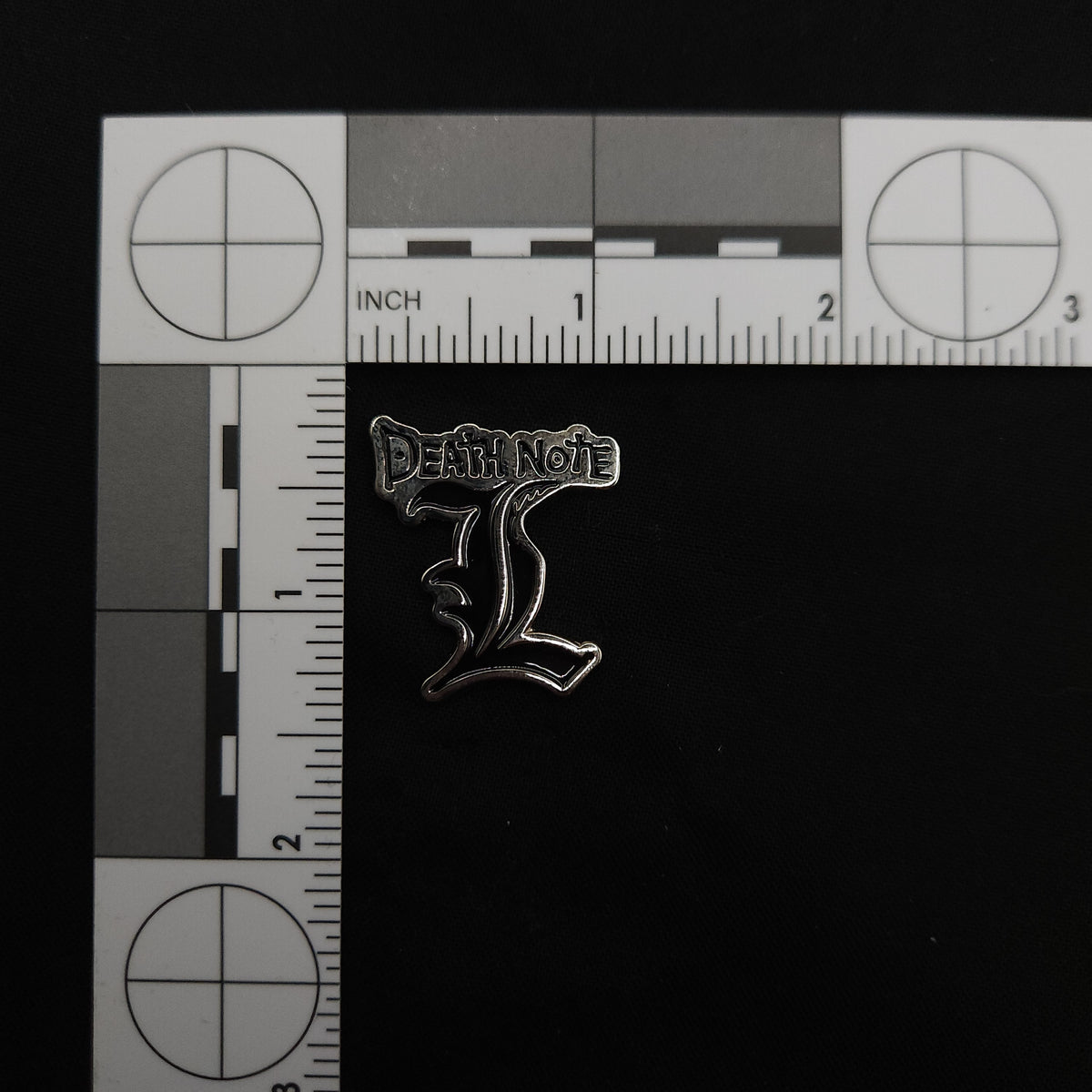 Pin Di Death Note Death Note L Pin – Doc's Pins and Wares
