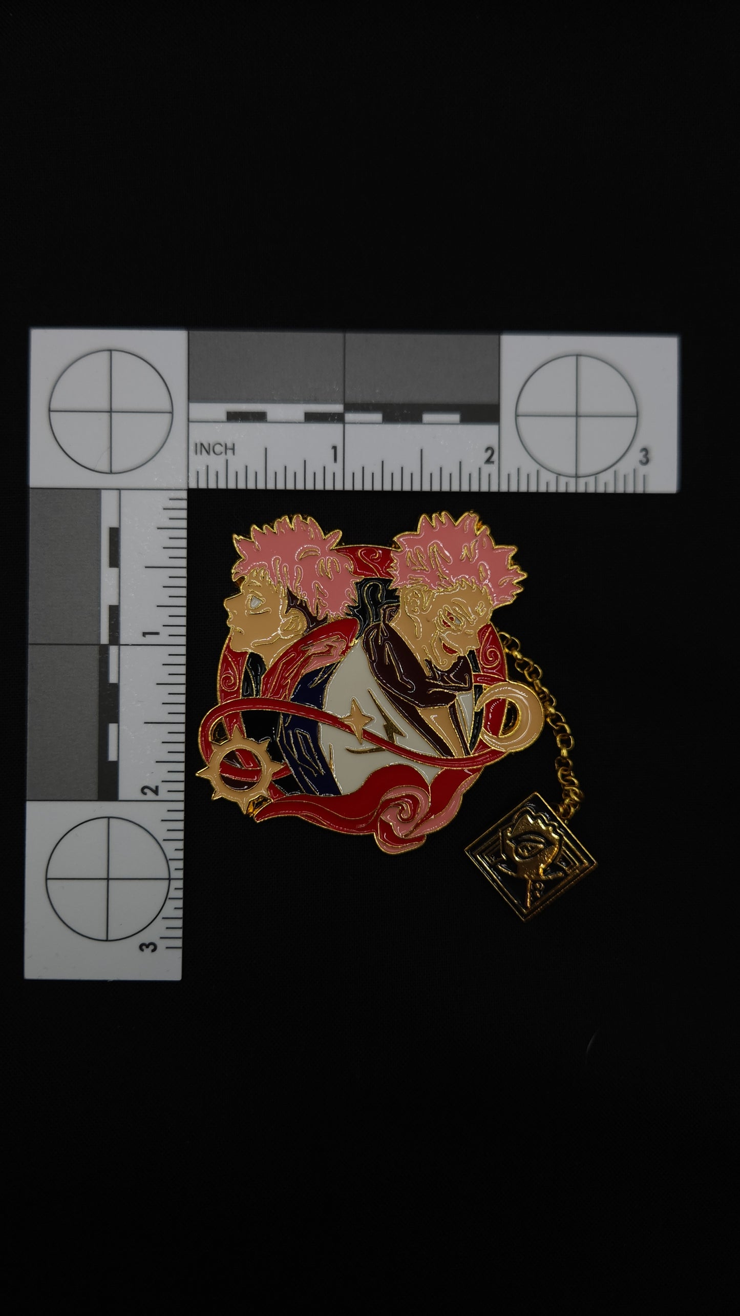 Jujutsu Kaizen Yuji X Sukuna Pin with Chain