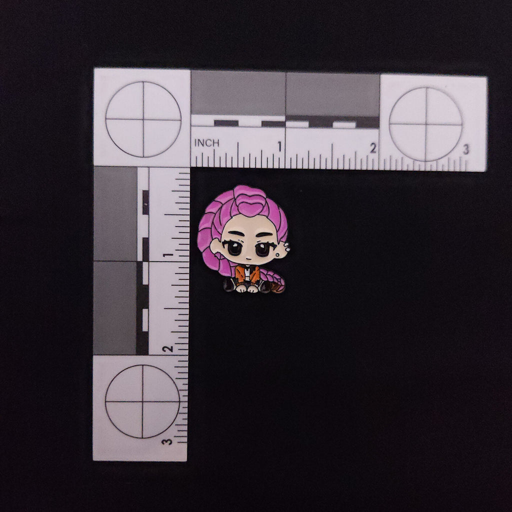 K-Pop Demon Hunters Sitting Hunters Pins
