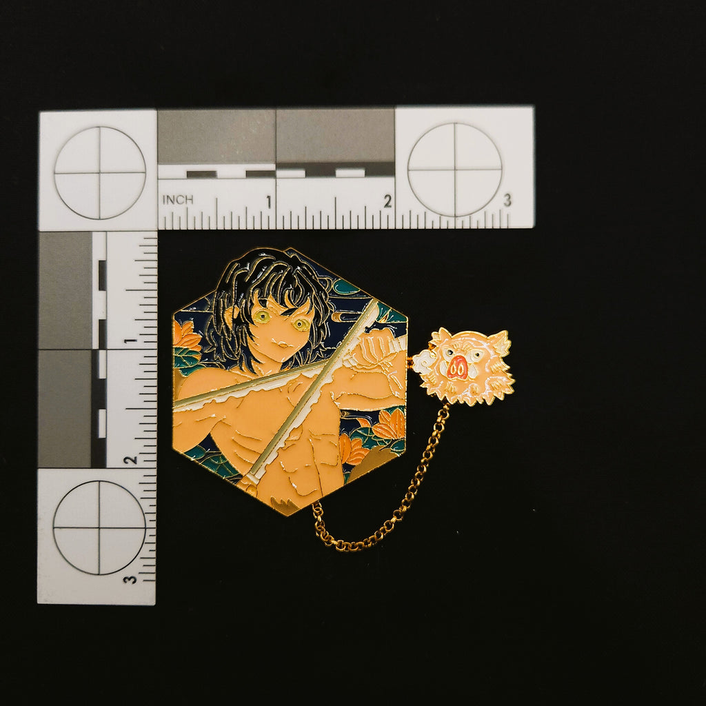 Demon Slayer Inosuke W/ Chain Pin