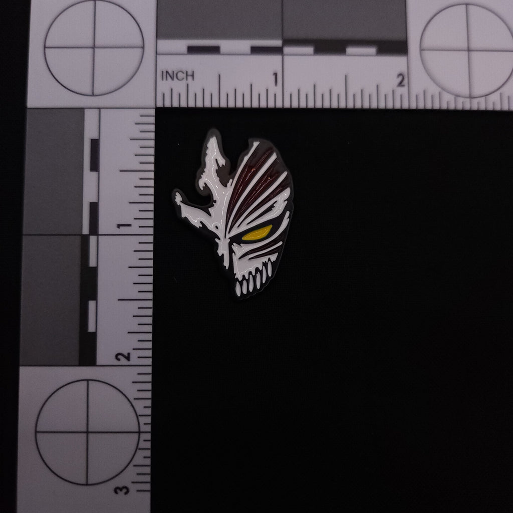 Bleach Ichigo's Hollow Mask Pin