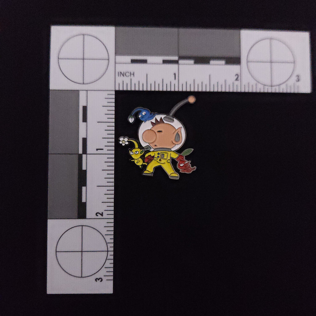 Pikmin Captain Olimar and Red Yellow and Blue Pikmin Pin