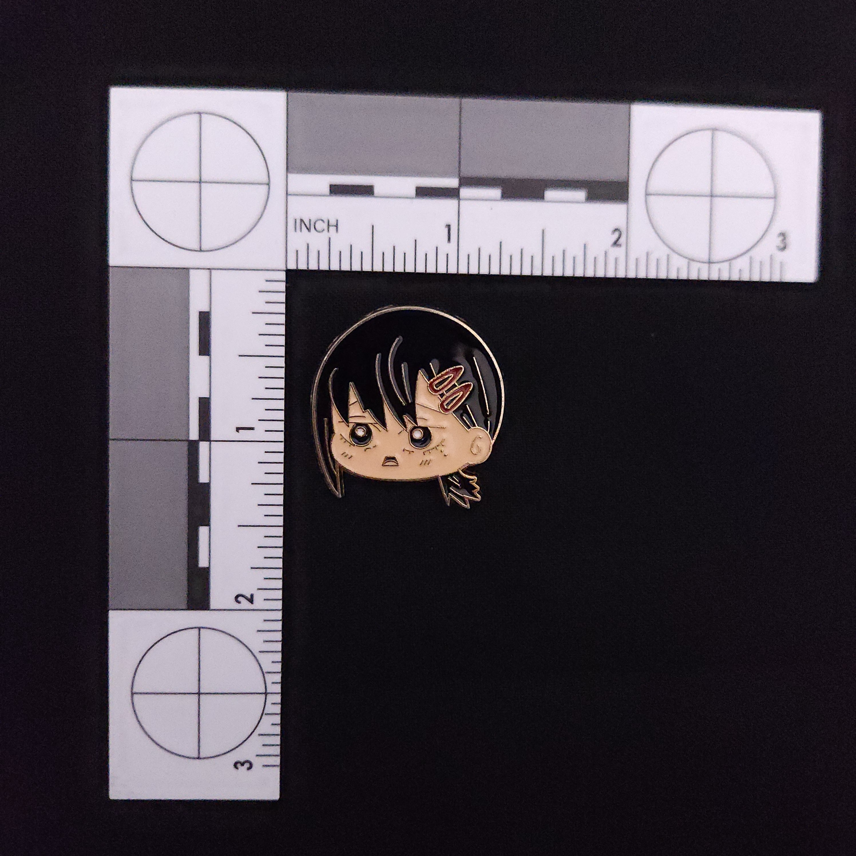 Chainsaw Man Faces Pins
