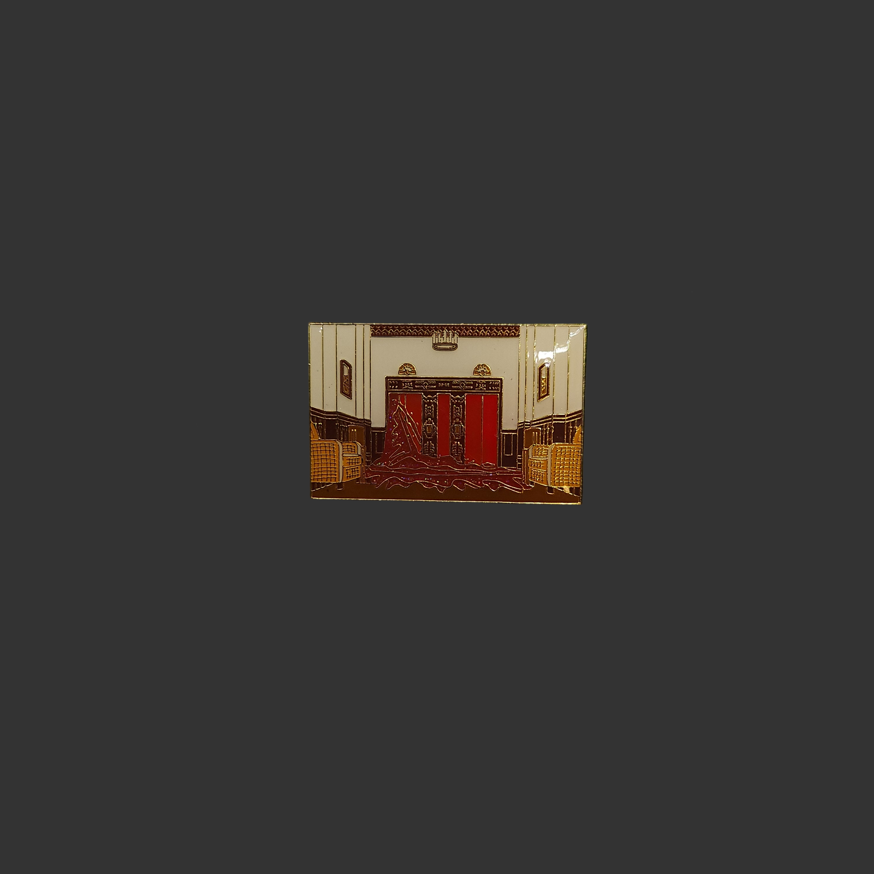 The Shining Blood in the Elevator Pin