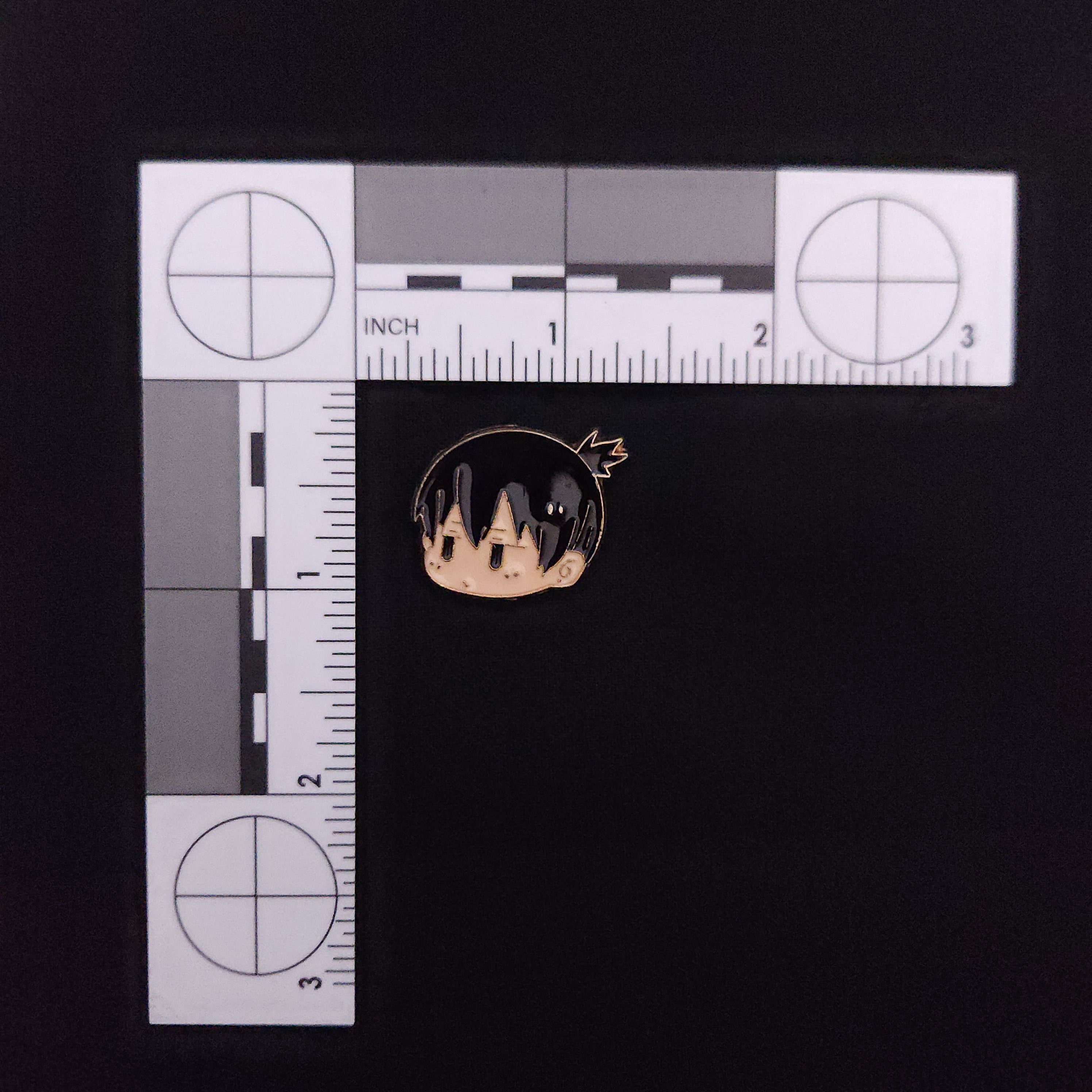 Chainsaw Man Faces Pins