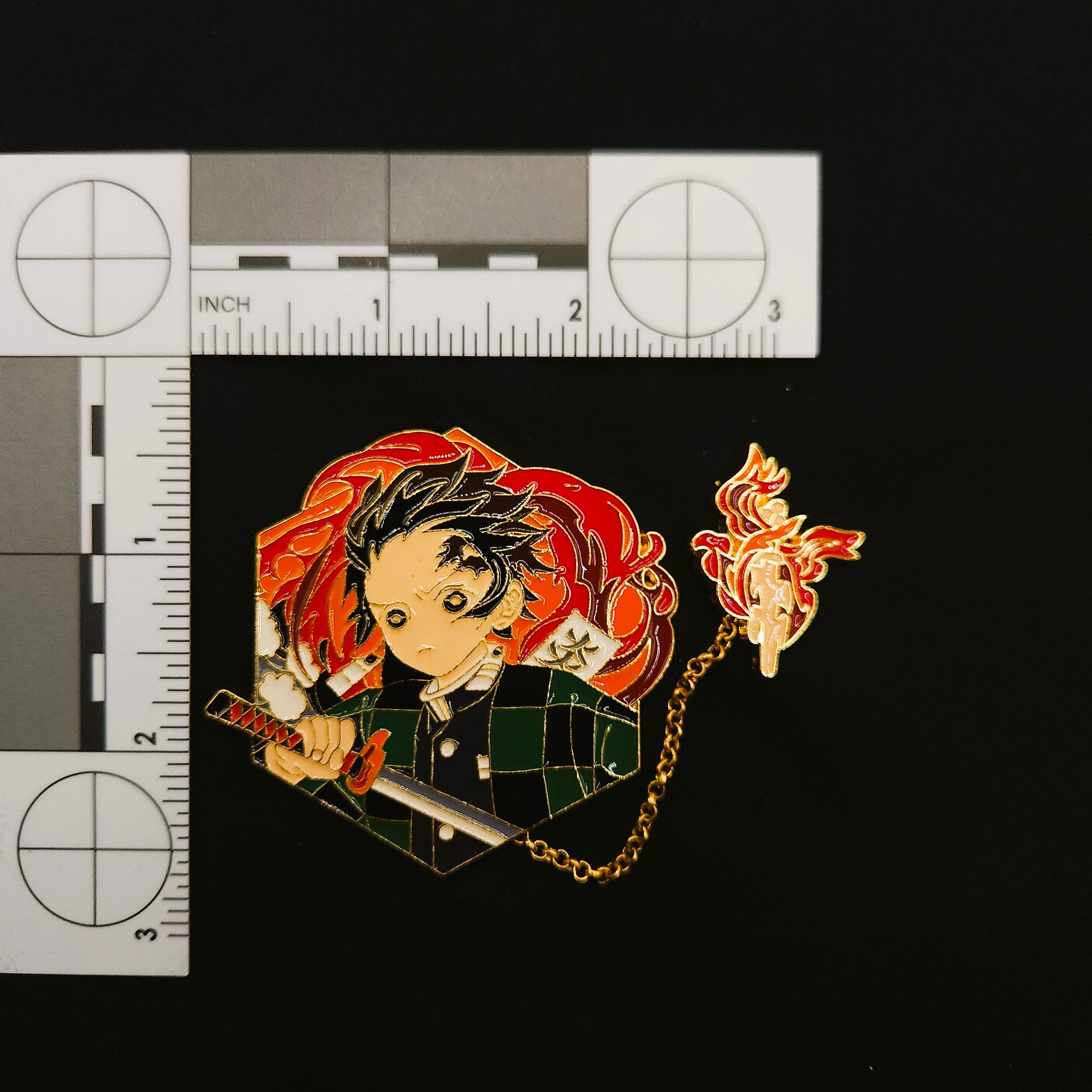 Demon Slayer Tanjiro W/ Chain Pin